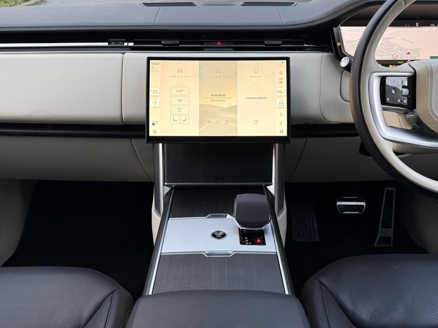 Used Land Rover Range Rover 2024 for sale - 77029530: Photo 15