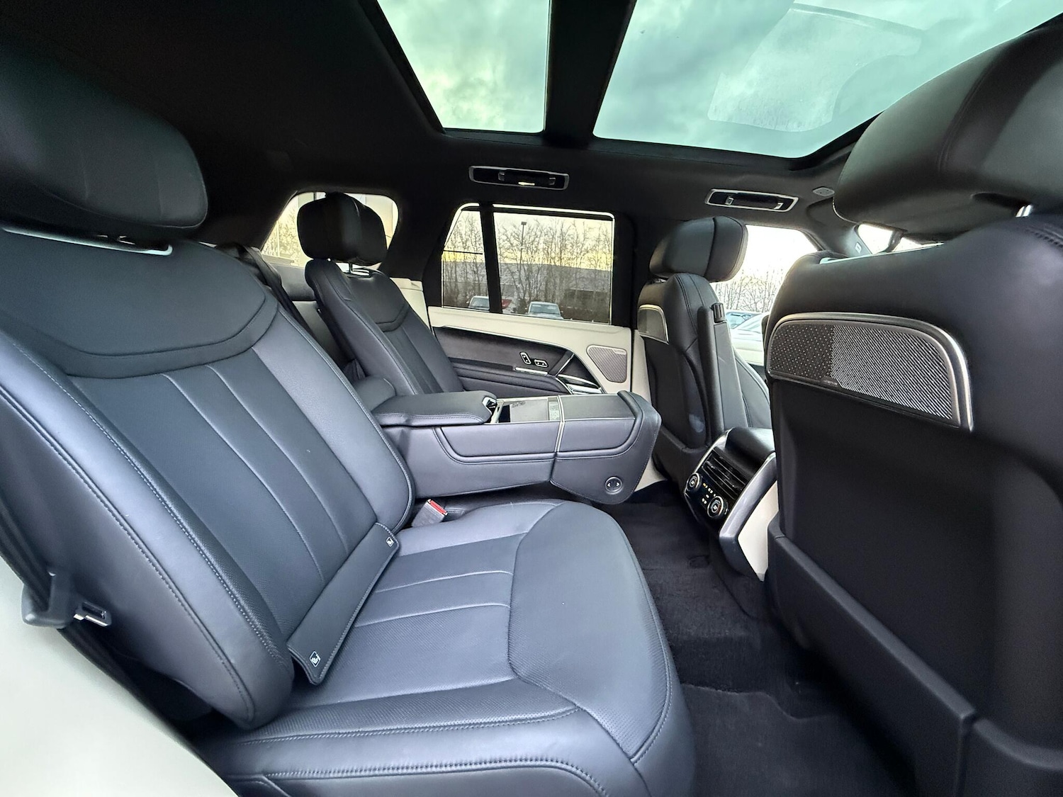 Used Land Rover Range Rover 2024 for sale - 77029530: Photo 43