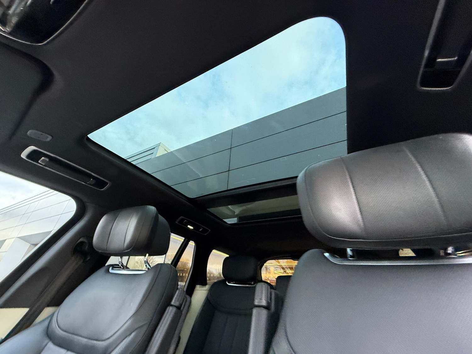 Used Land Rover Range Rover 2024 for sale - 77029530: Photo 5