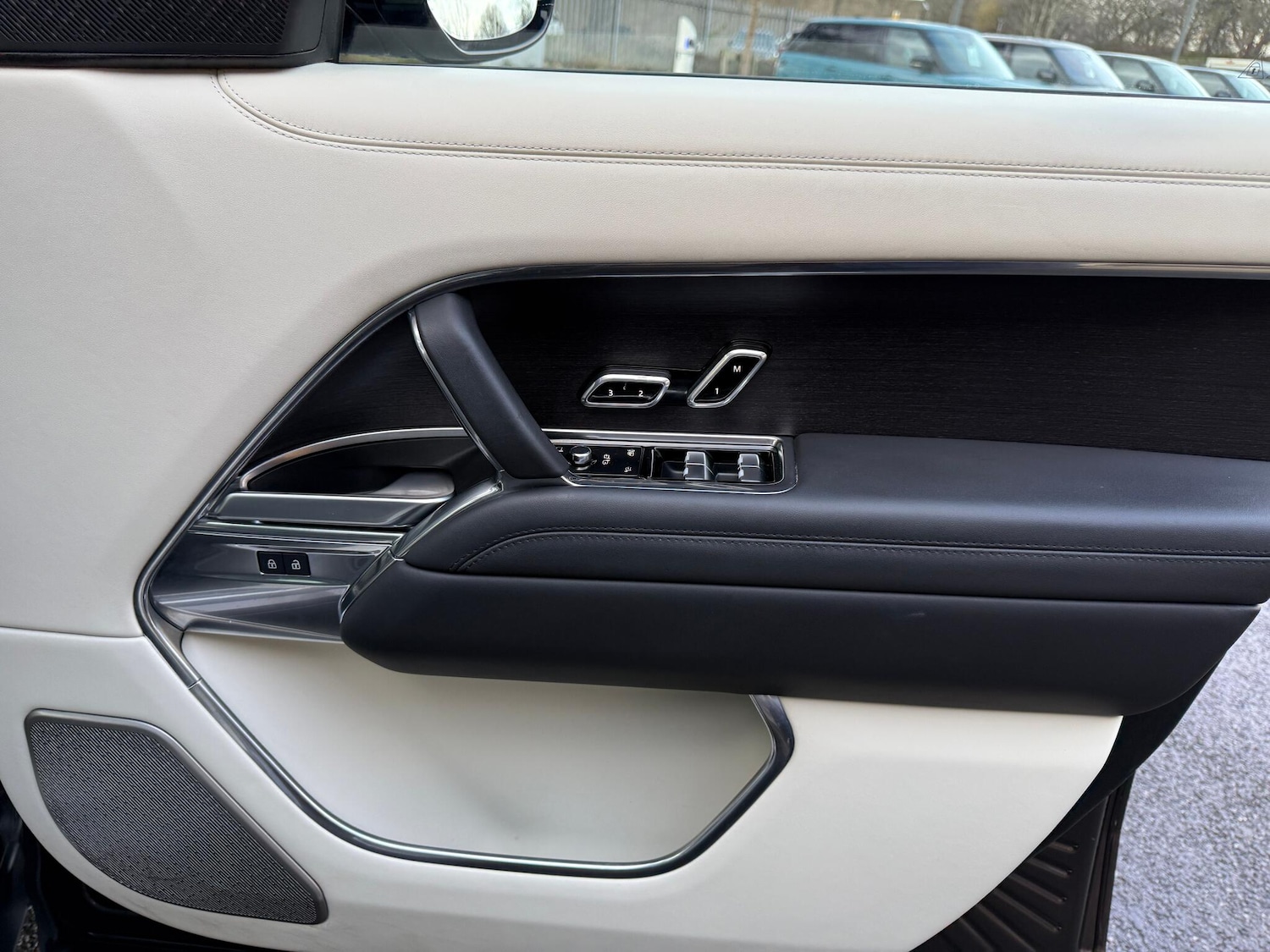 Used Land Rover Range Rover 2024 for sale - 77029530: Photo 53