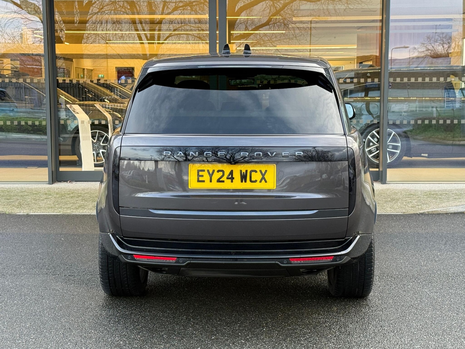 Used Land Rover Range Rover 2024 for sale - 77029530: Photo 8