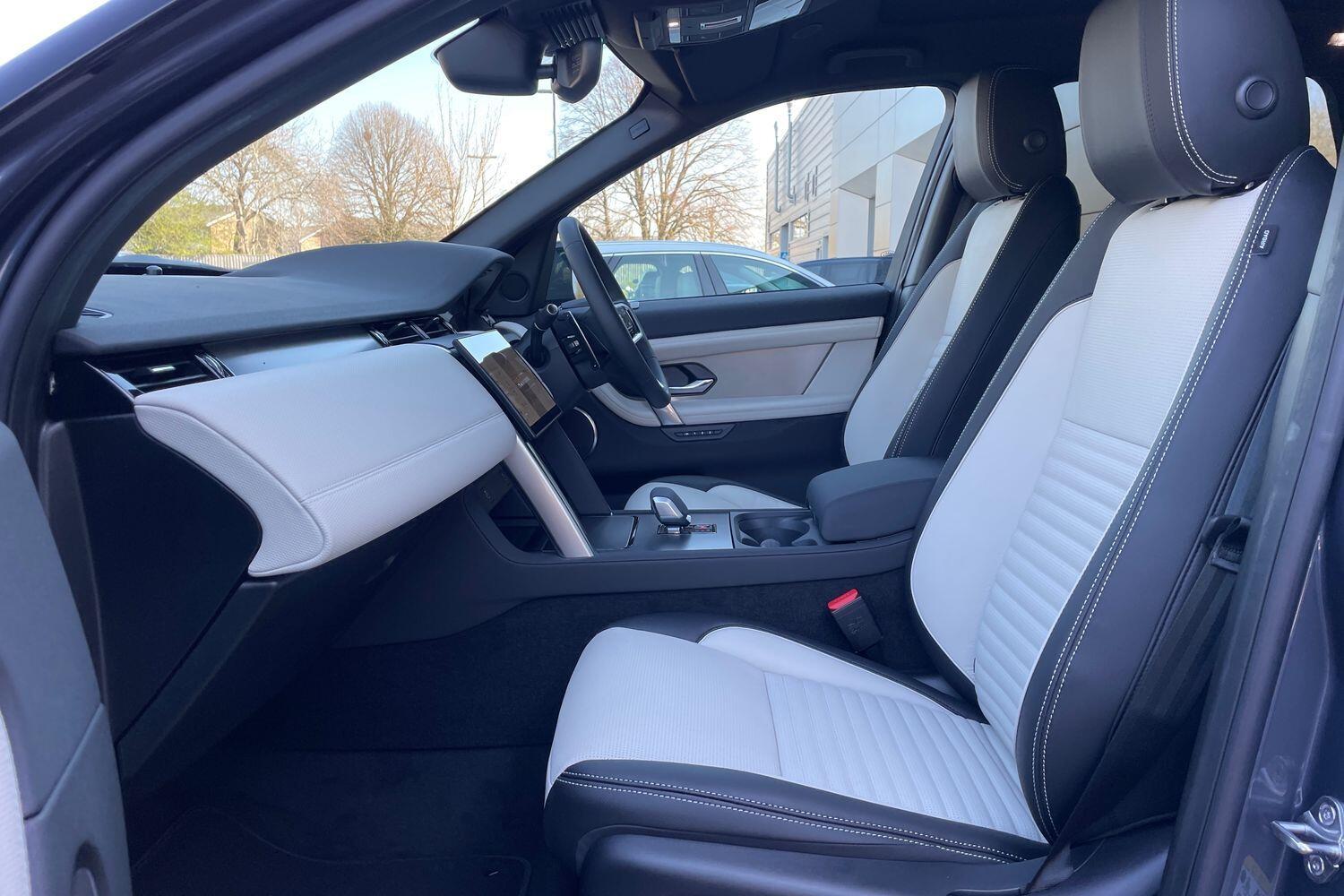 Used Land Rover Discovery Sport 2025 for sale - 76573783: Photo 10