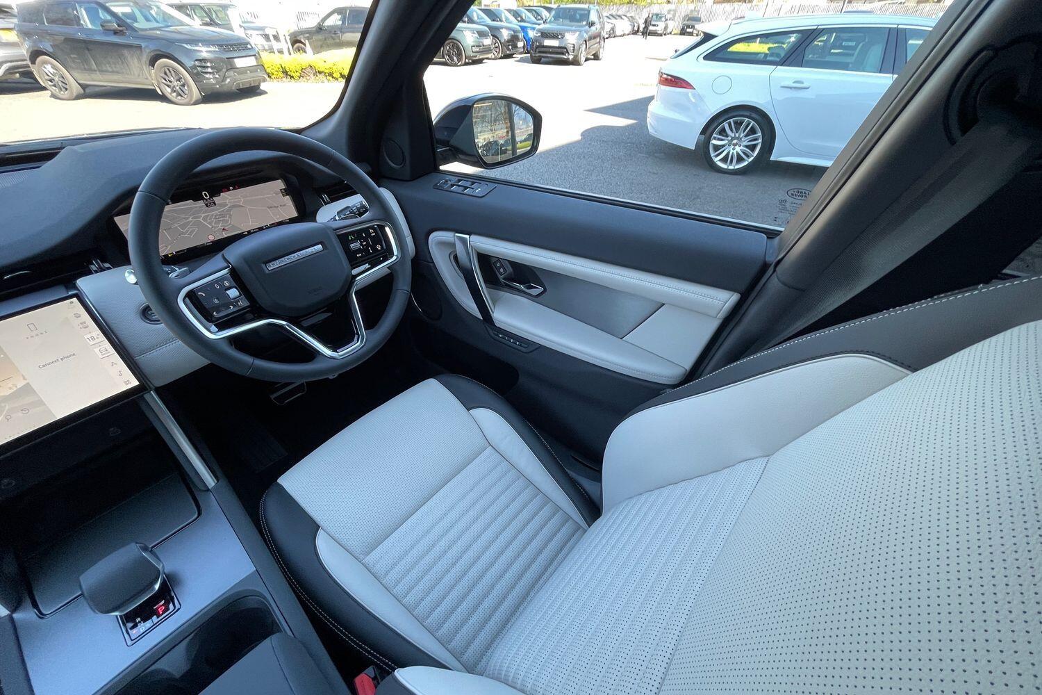 Used Land Rover Discovery Sport 2025 for sale - 76573783: Photo 13