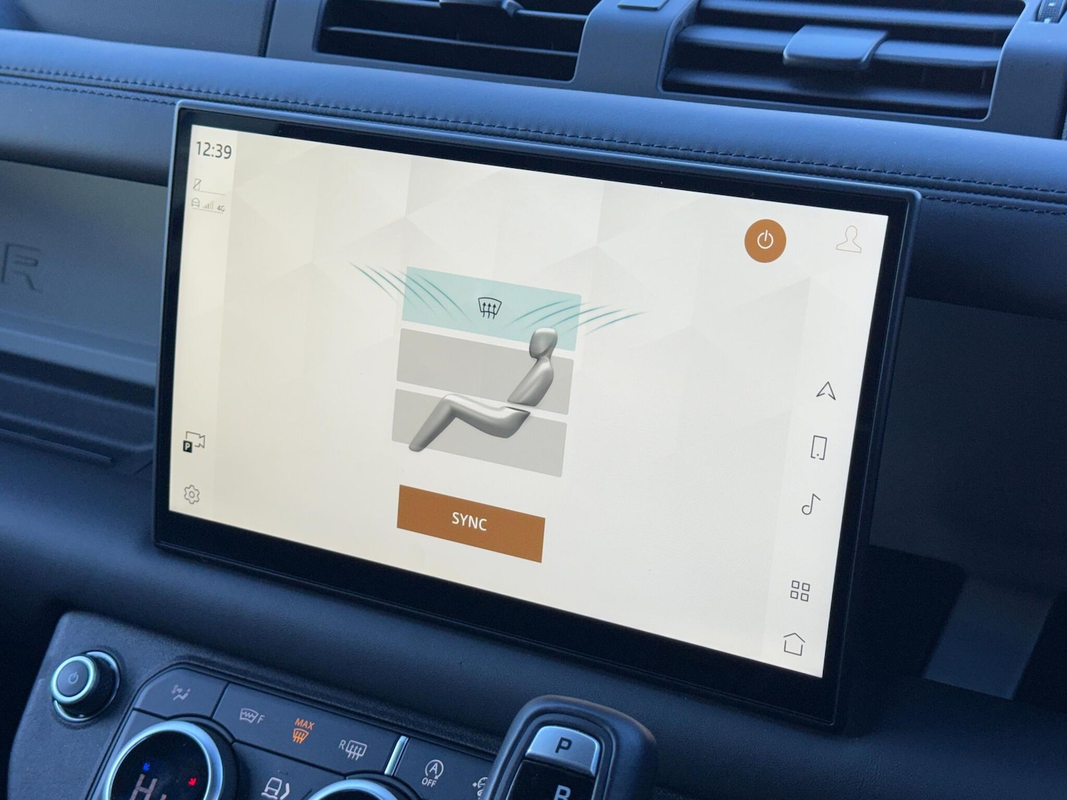 Used Land Rover Defender 2024 for sale - 77203254: Photo 17