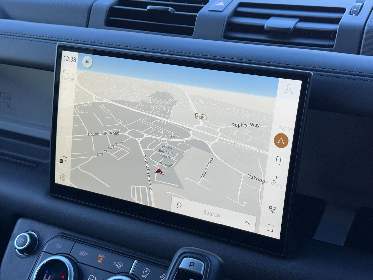 Used Land Rover Defender 2024 for sale - 77203254: Photo 28