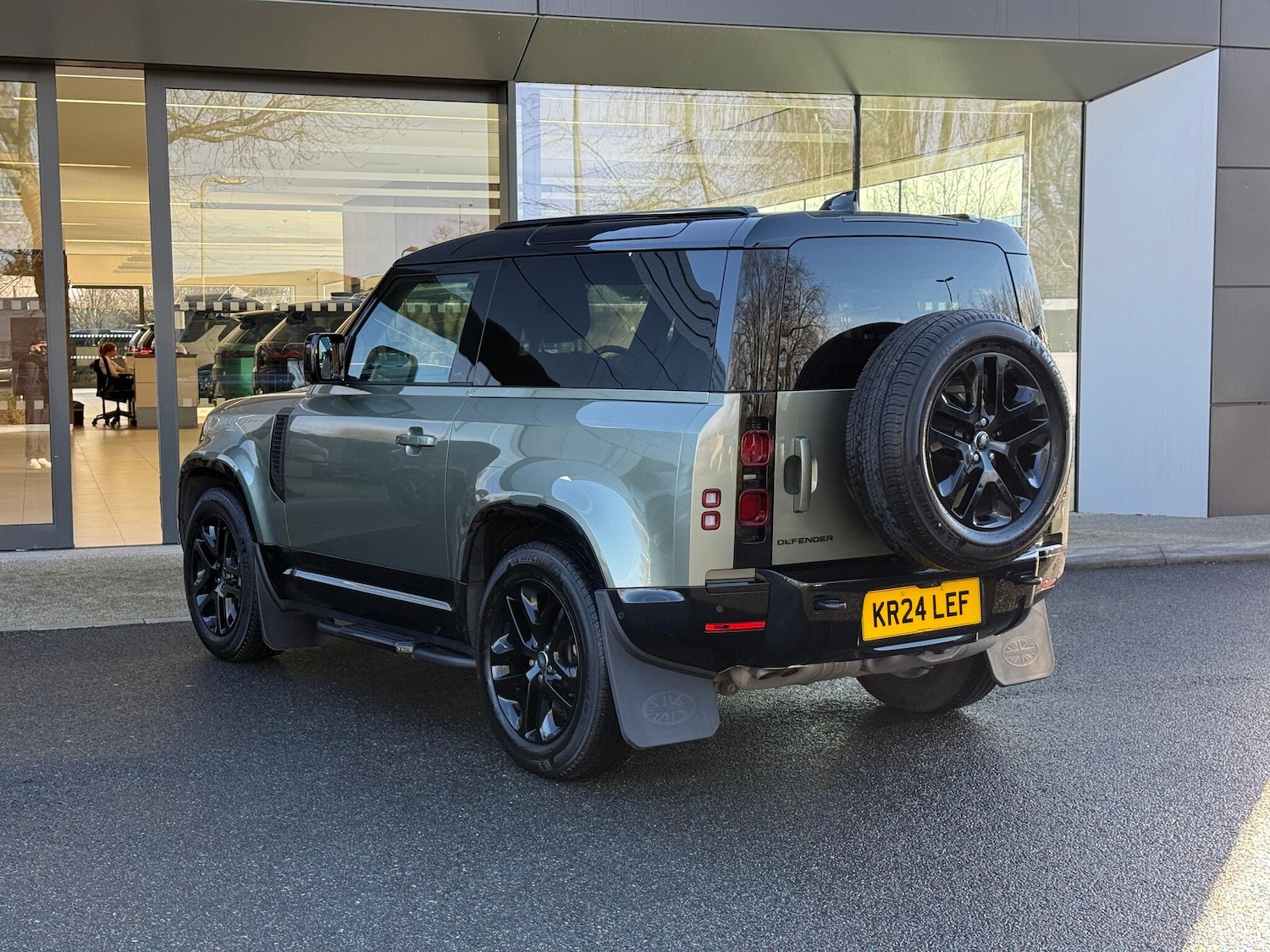 Used Land Rover Defender 2024 for sale - 77203254: Photo 29