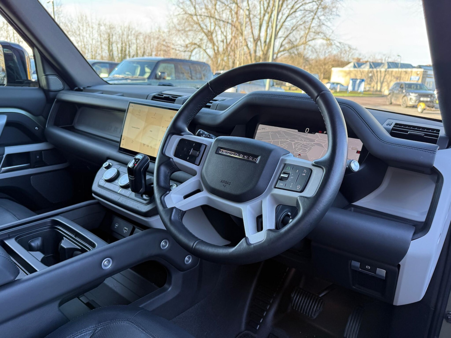 Used Land Rover Defender 2024 for sale - 77203254: Photo 30