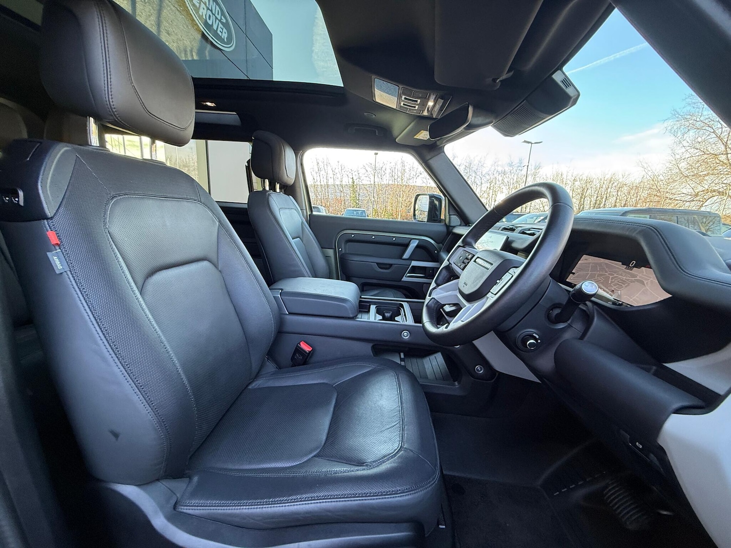 Used Land Rover Defender 2024 for sale - 77203254: Photo 9