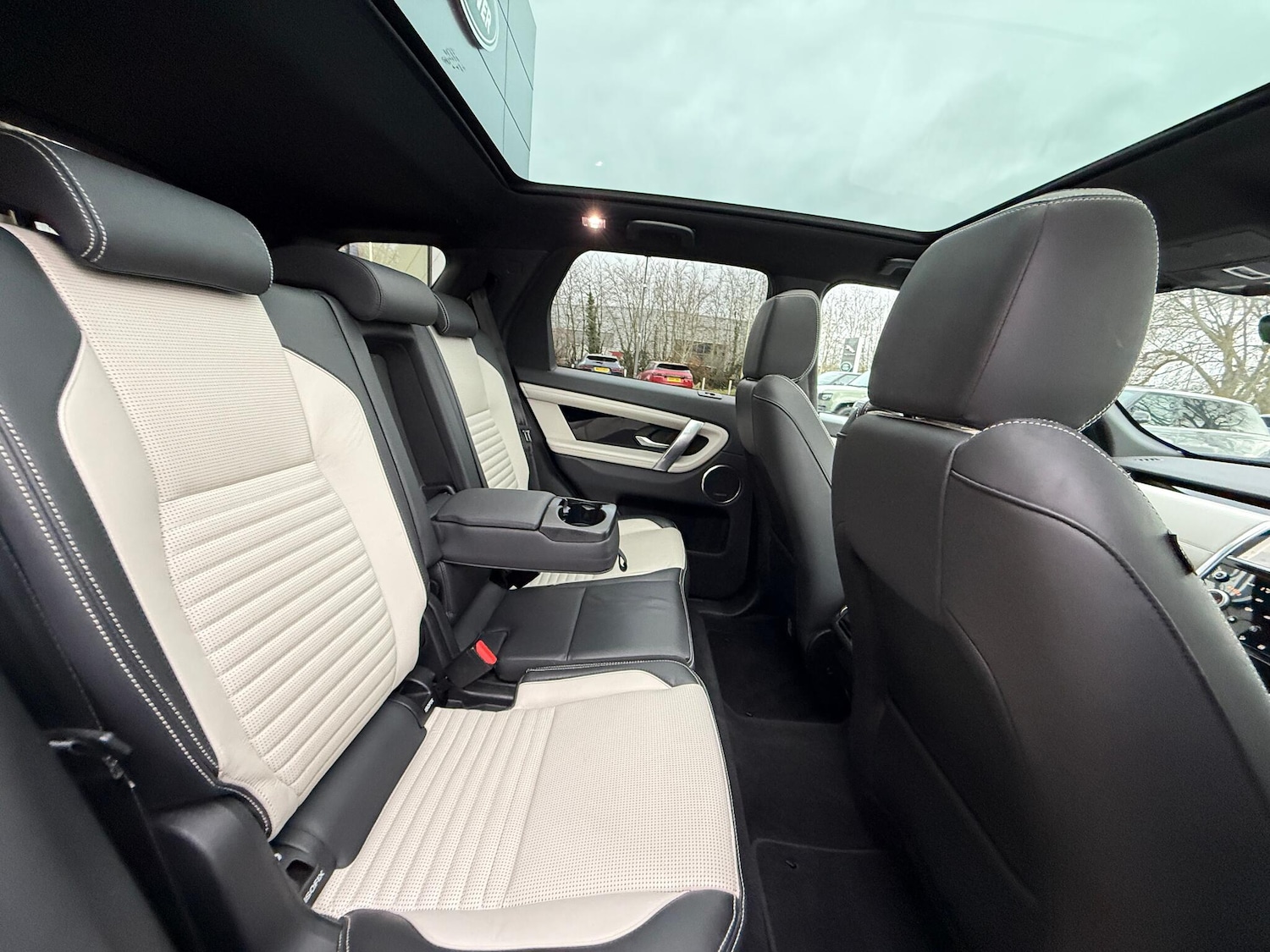 Used Land Rover Discovery Sport 2022 for sale - 77411790: Photo 39