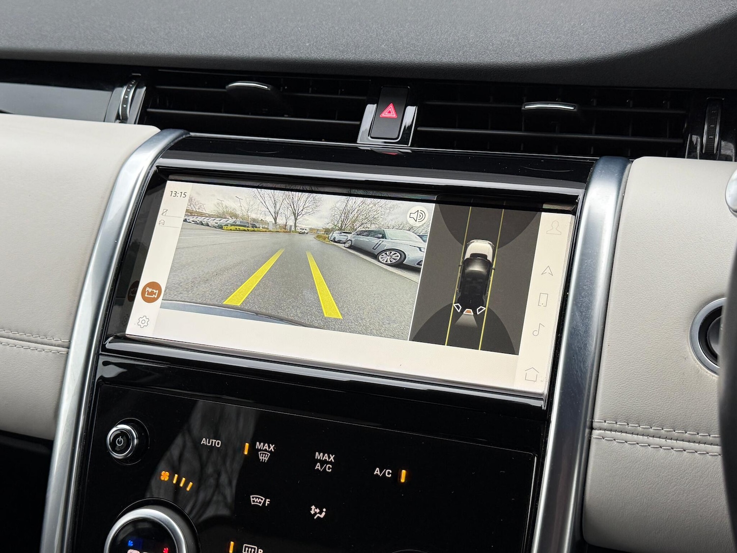 Used Land Rover Discovery Sport 2022 for sale - 77411790: Photo 4