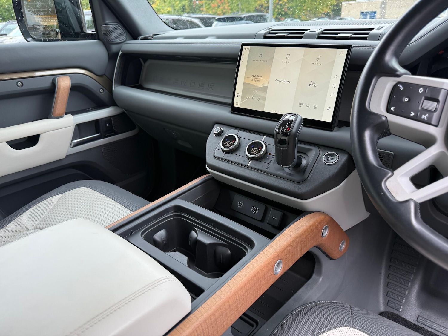 Used Land Rover Defender 110 2022 for sale - 76137532: Photo 19