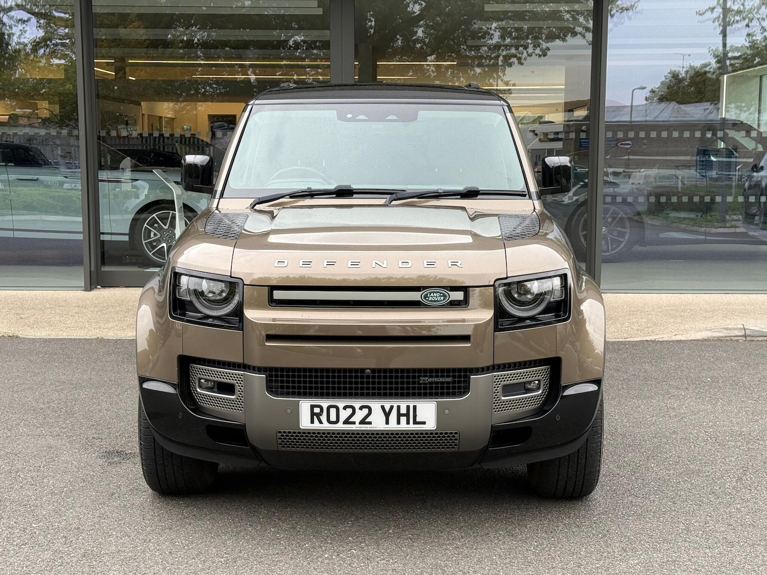 Used Land Rover Defender 110 2022 for sale - 76137532: Photo 6