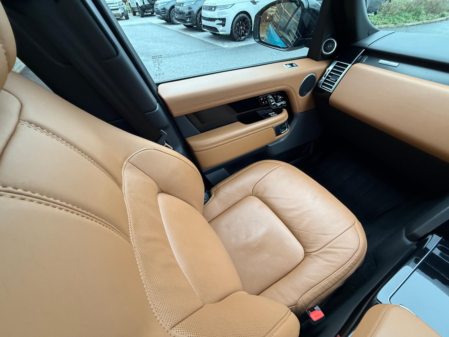 Used Land Rover Range Rover 2021 for sale - 76976676: Photo 11