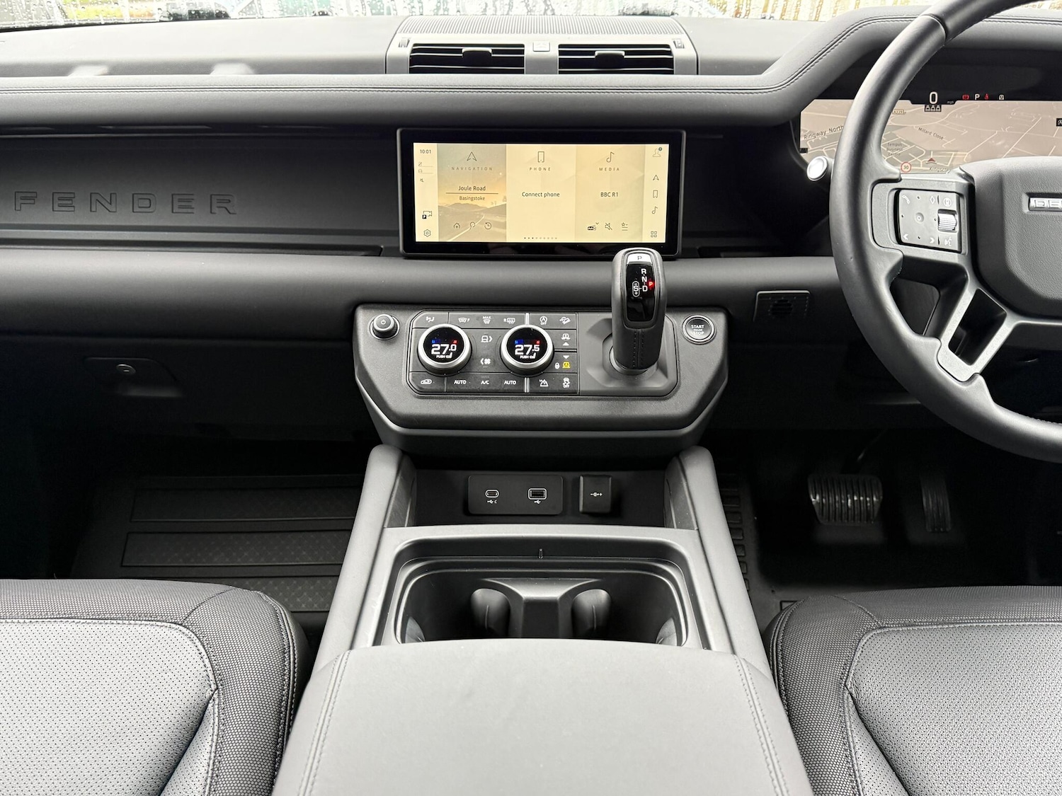 Used Land Rover Defender 2024 for sale - 77143282: Photo 15