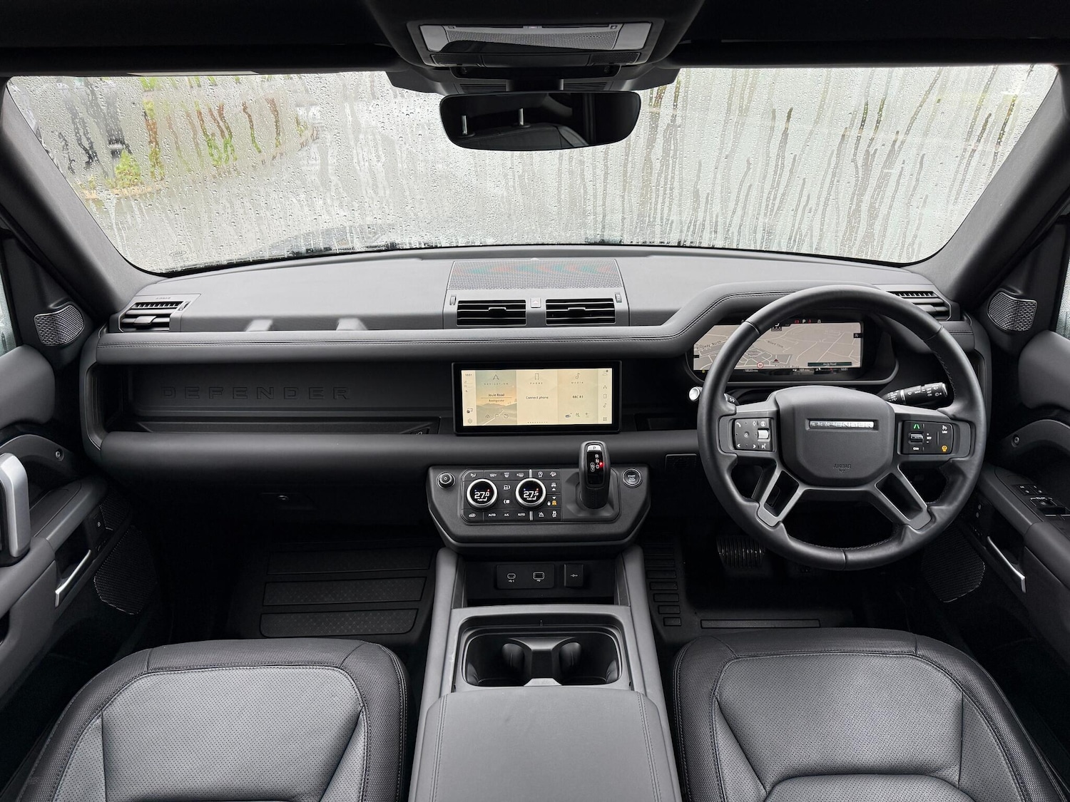 Used Land Rover Defender 2024 for sale - 77143282: Photo 3