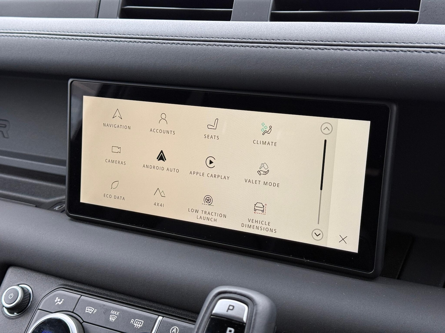 Used Land Rover Defender 2024 for sale - 77143282: Photo 37