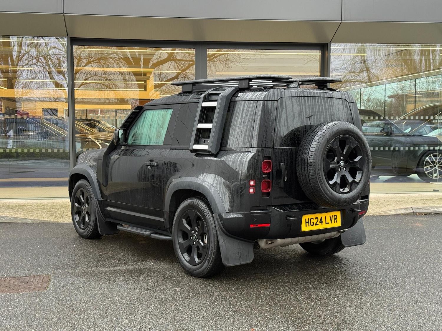 Used Land Rover Defender 2024 for sale - 77143282: Photo 48