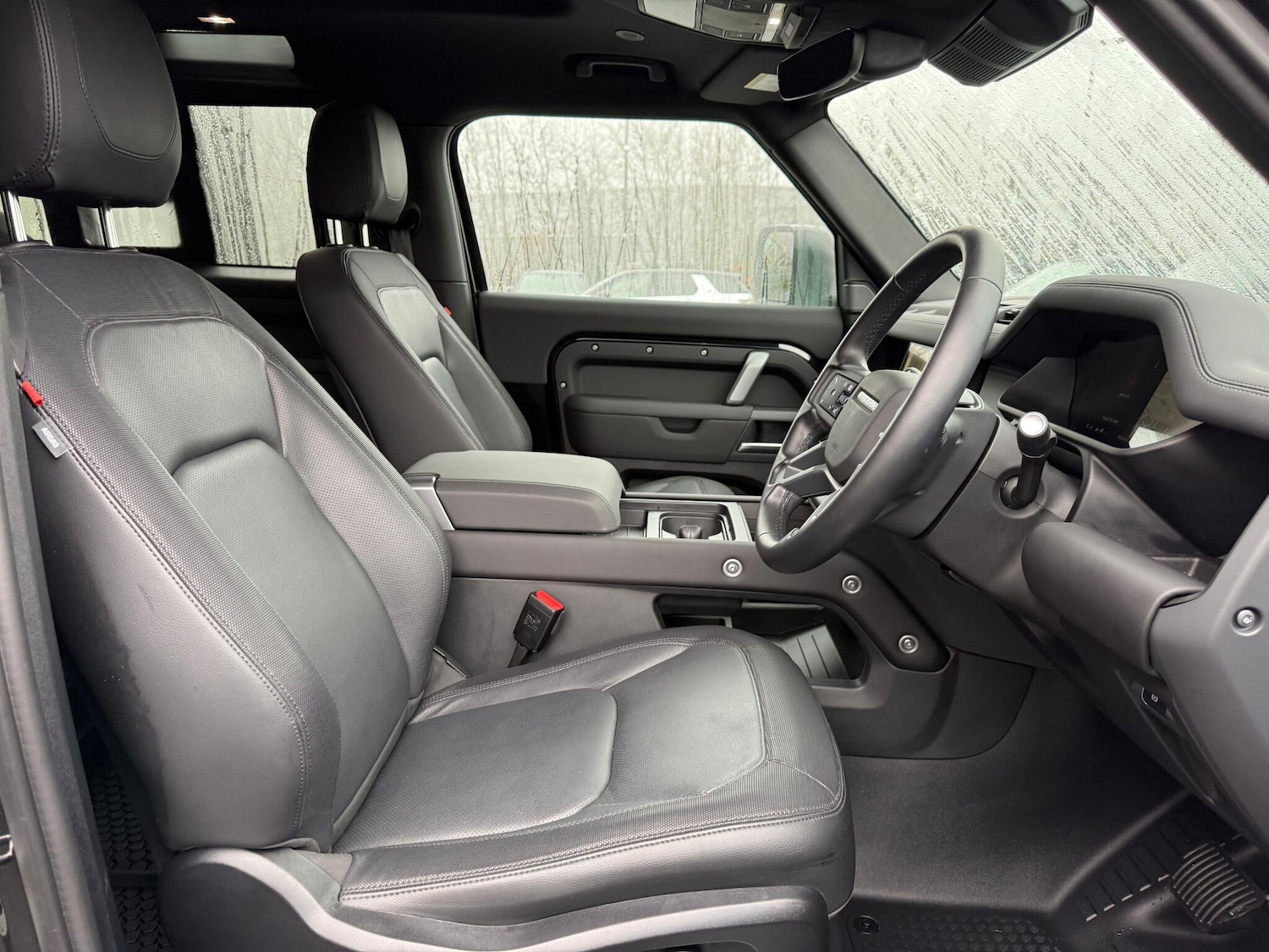 Used Land Rover Defender 2024 for sale - 77143282: Photo 9