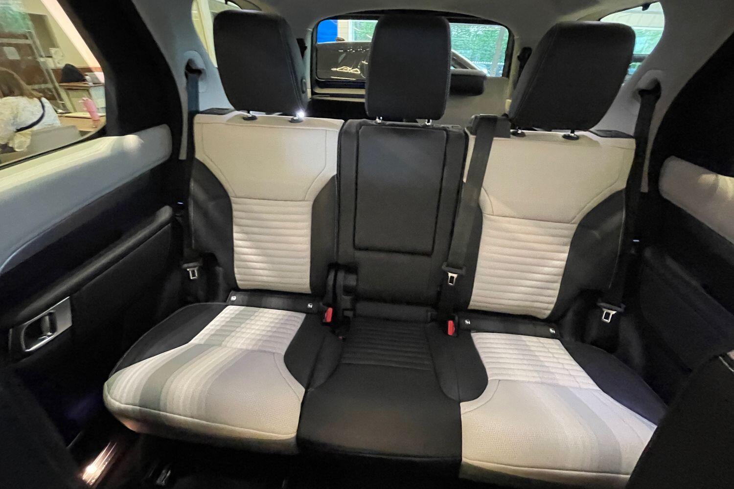 Used Land Rover Discovery 2025 for sale - 76432443: Photo 12