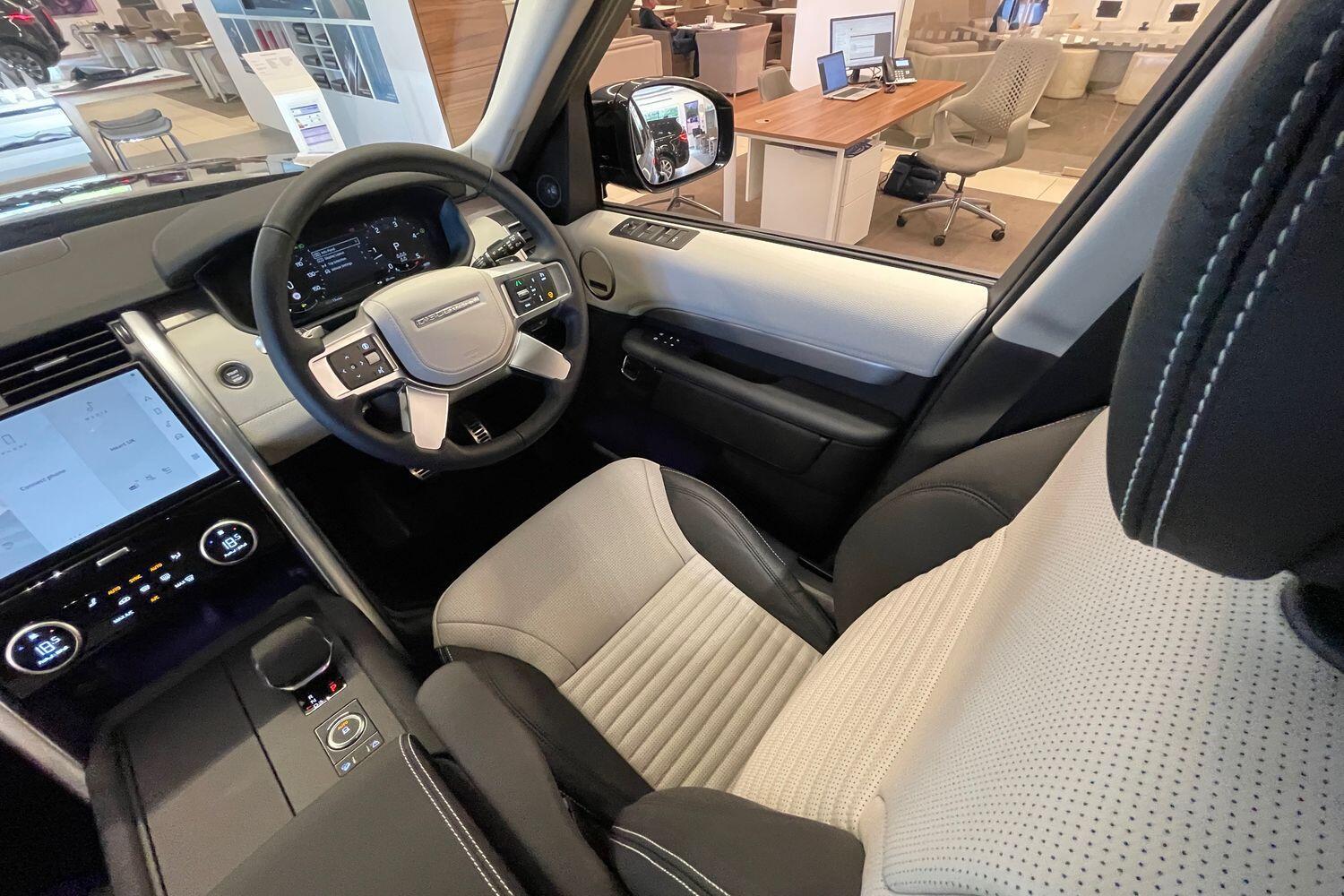 Used Land Rover Discovery 2025 for sale - 76432443: Photo 14