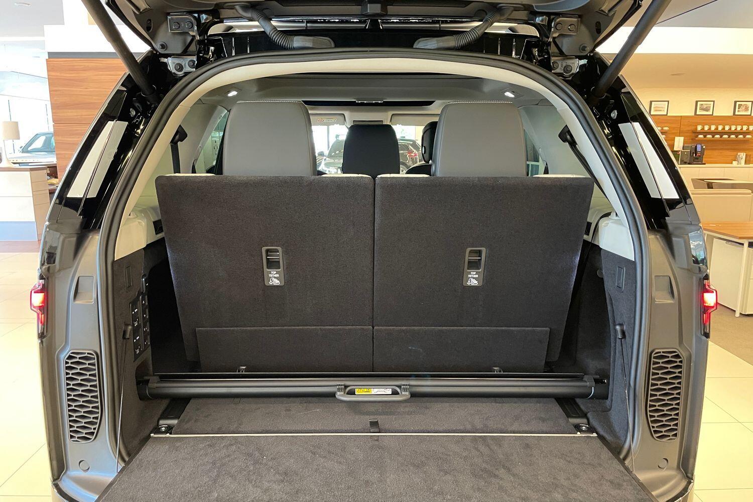 Used Land Rover Discovery 2025 for sale - 76432443: Photo 43