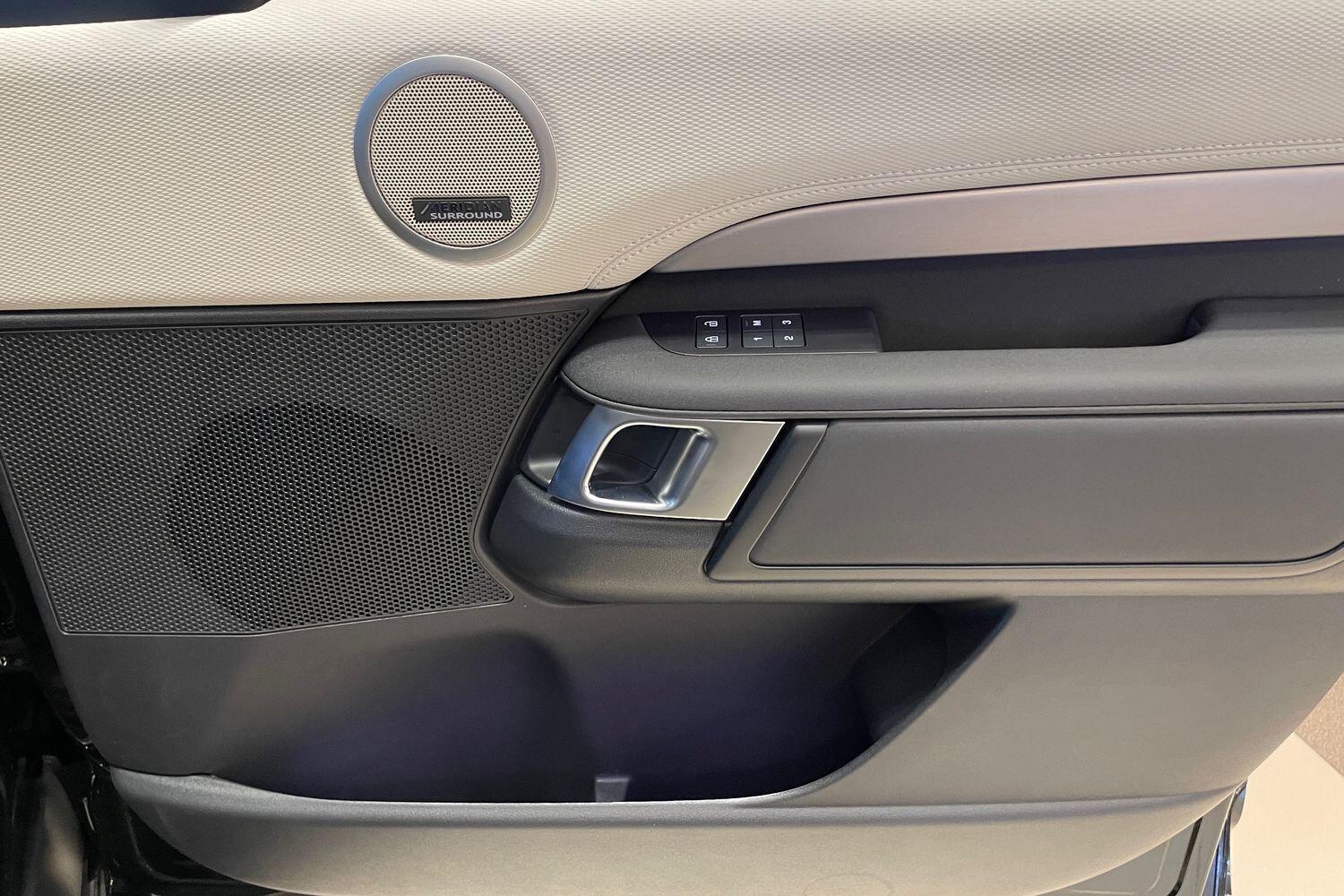 Used Land Rover Discovery 2025 for sale - 76432443: Photo 57