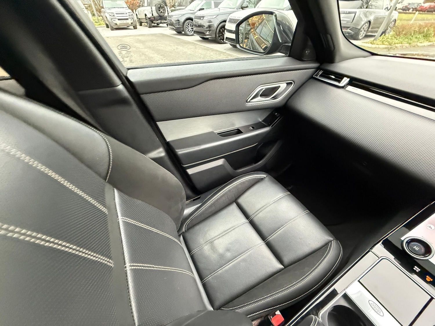 Used Land Rover Range Rover Velar 2018 for sale - 76832724: Photo 12