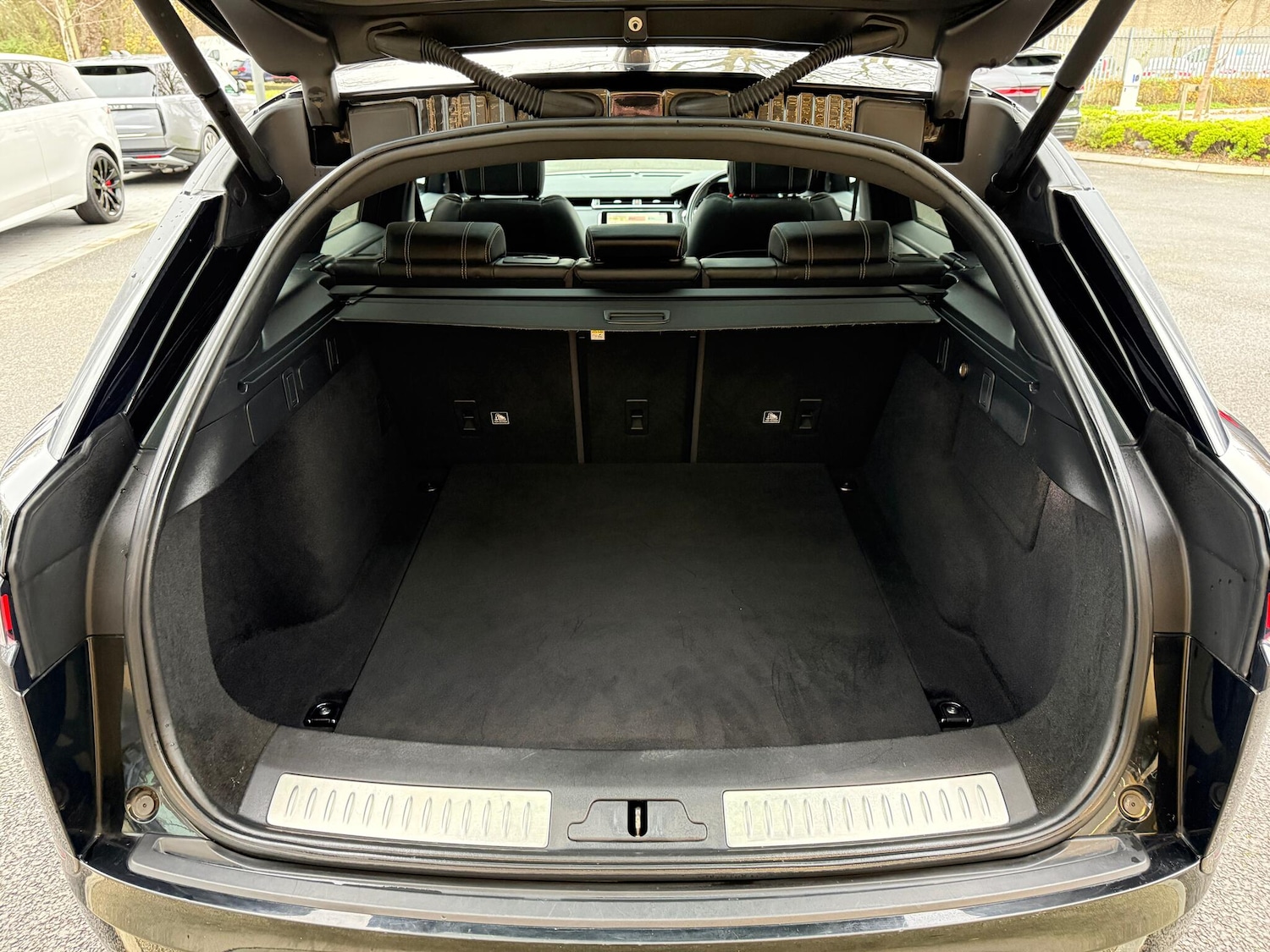 Used Land Rover Range Rover Velar 2018 for sale - 76832724: Photo 39