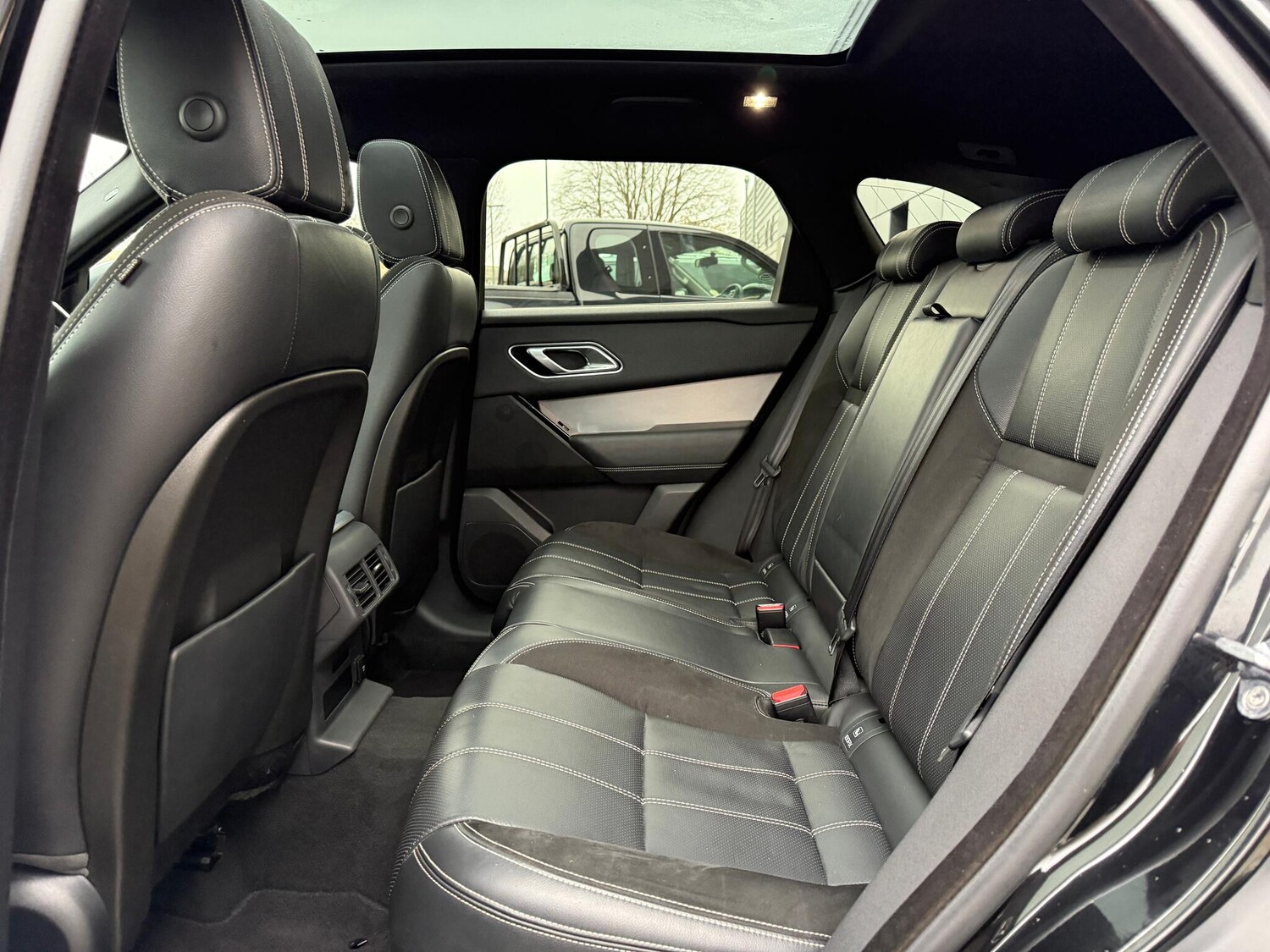 Used Land Rover Range Rover Velar 2018 for sale - 76832724: Photo 48