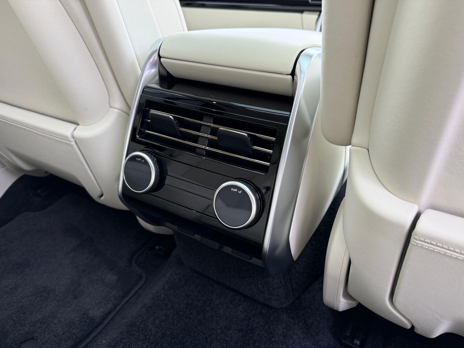 Used Land Rover Range Rover 2024 for sale - 77467918: Photo 36