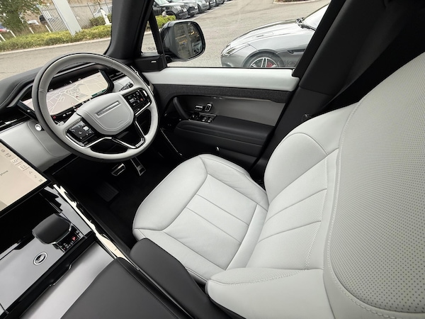 Used Land Rover Range Rover Sport 2025 for sale - 76226945: Photo 13