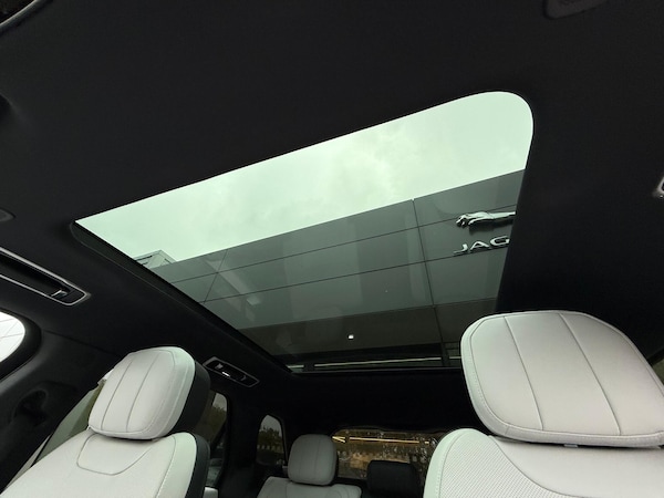 Used Land Rover Range Rover Sport 2025 for sale - 76226945: Photo 5