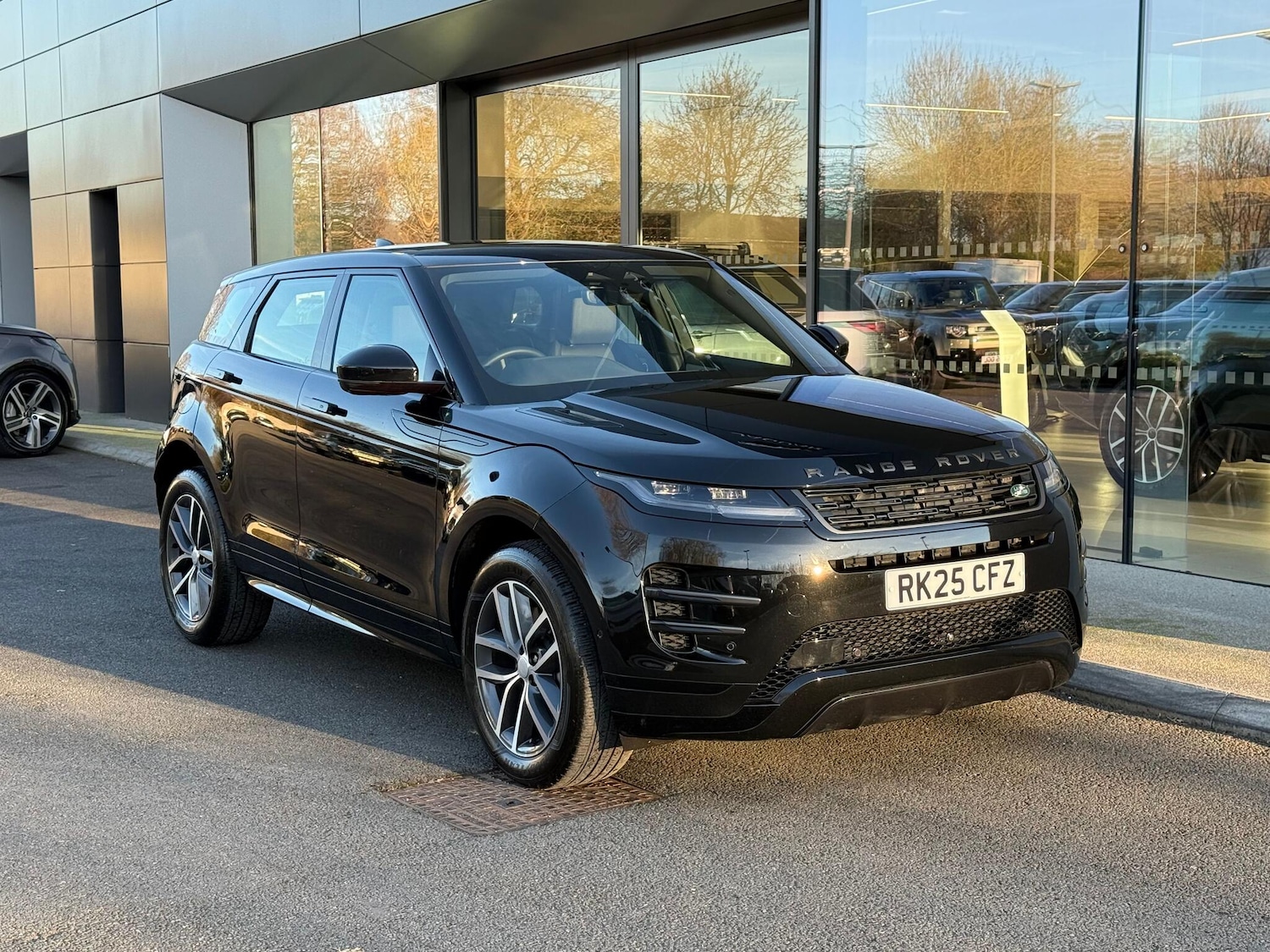 Used Land Rover Range Rover Evoque 2025 for sale - 76226879: Photo 1
