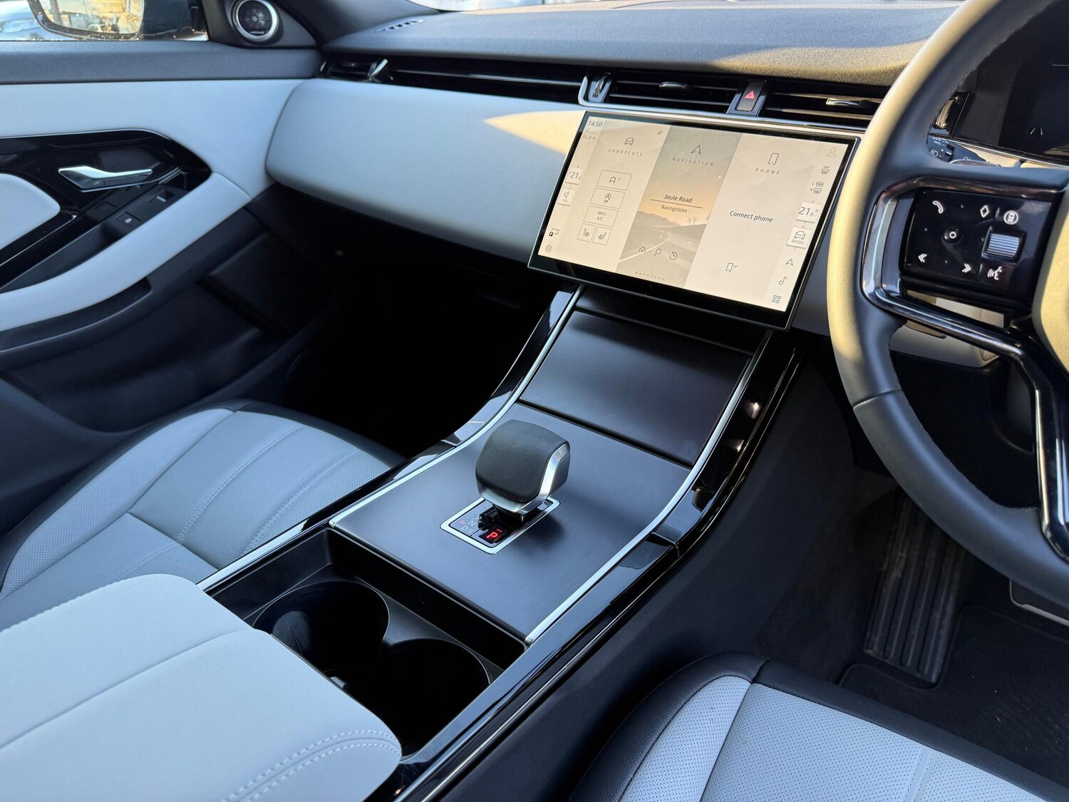 Used Land Rover Range Rover Evoque 2025 for sale - 76226879: Photo 13