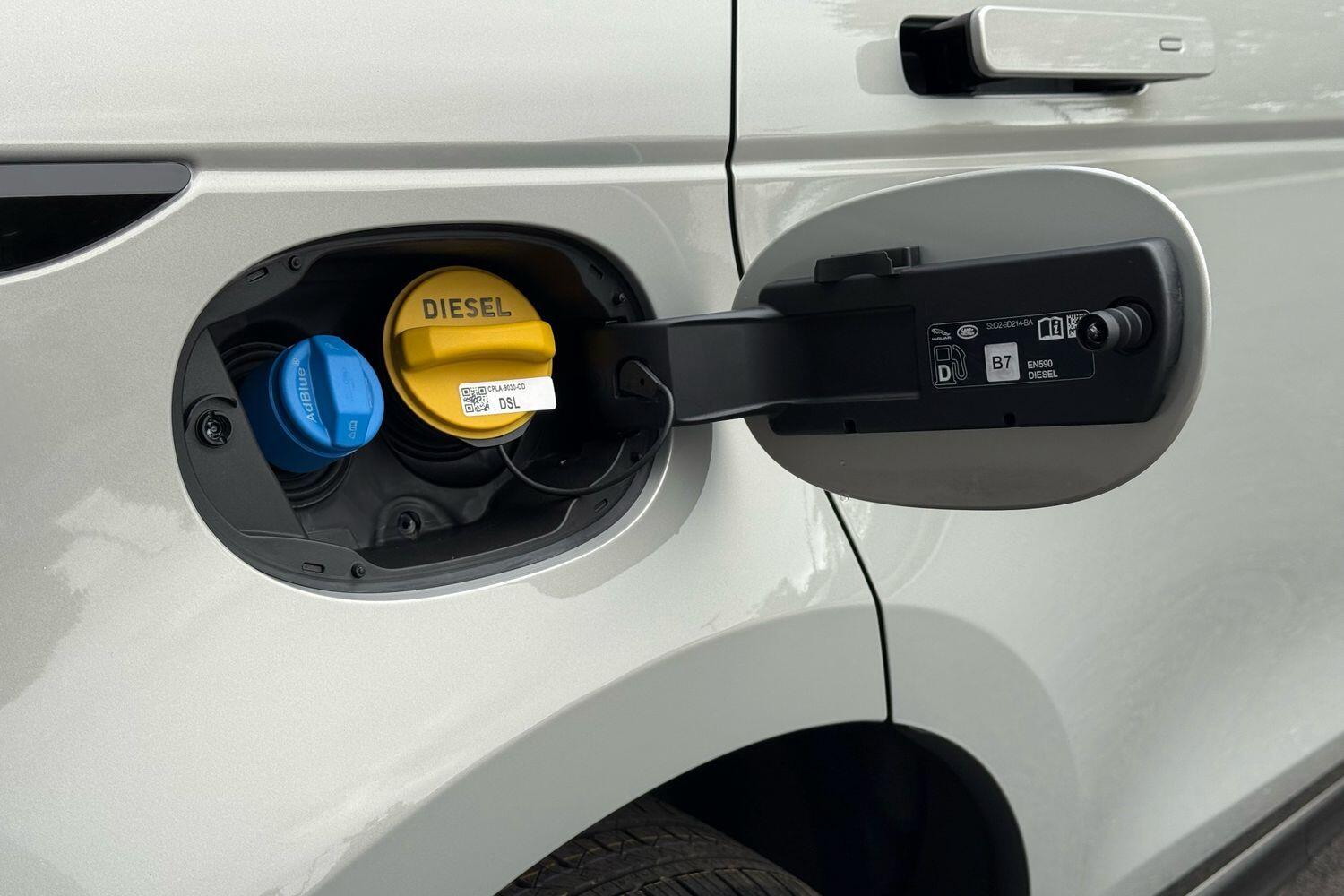 Used Land Rover Range Rover Evoque 2025 for sale - 76765745: Photo 40