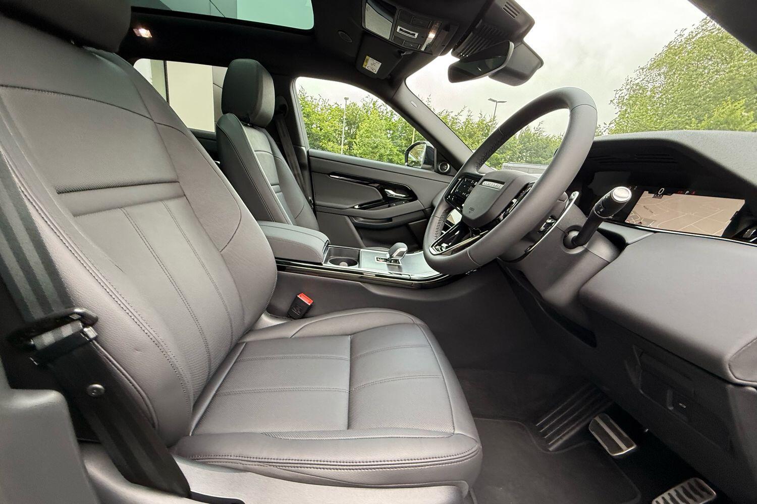 Used Land Rover Range Rover Evoque 2025 for sale - 76765745: Photo 9