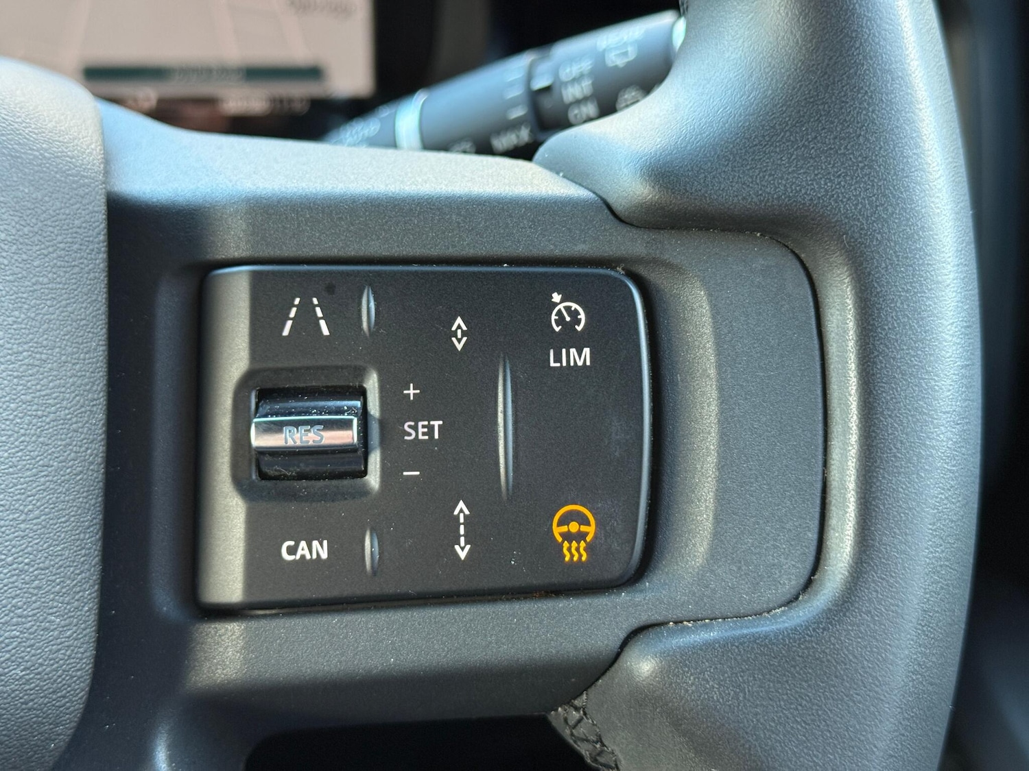 Used Land Rover Defender 110 2023 for sale - 76423404: Photo 29