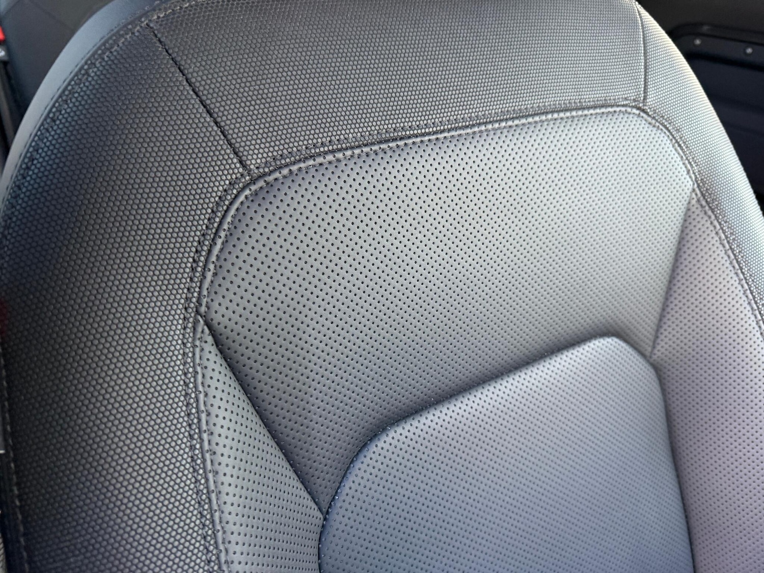 Used Land Rover Defender 110 2023 for sale - 76423404: Photo 38