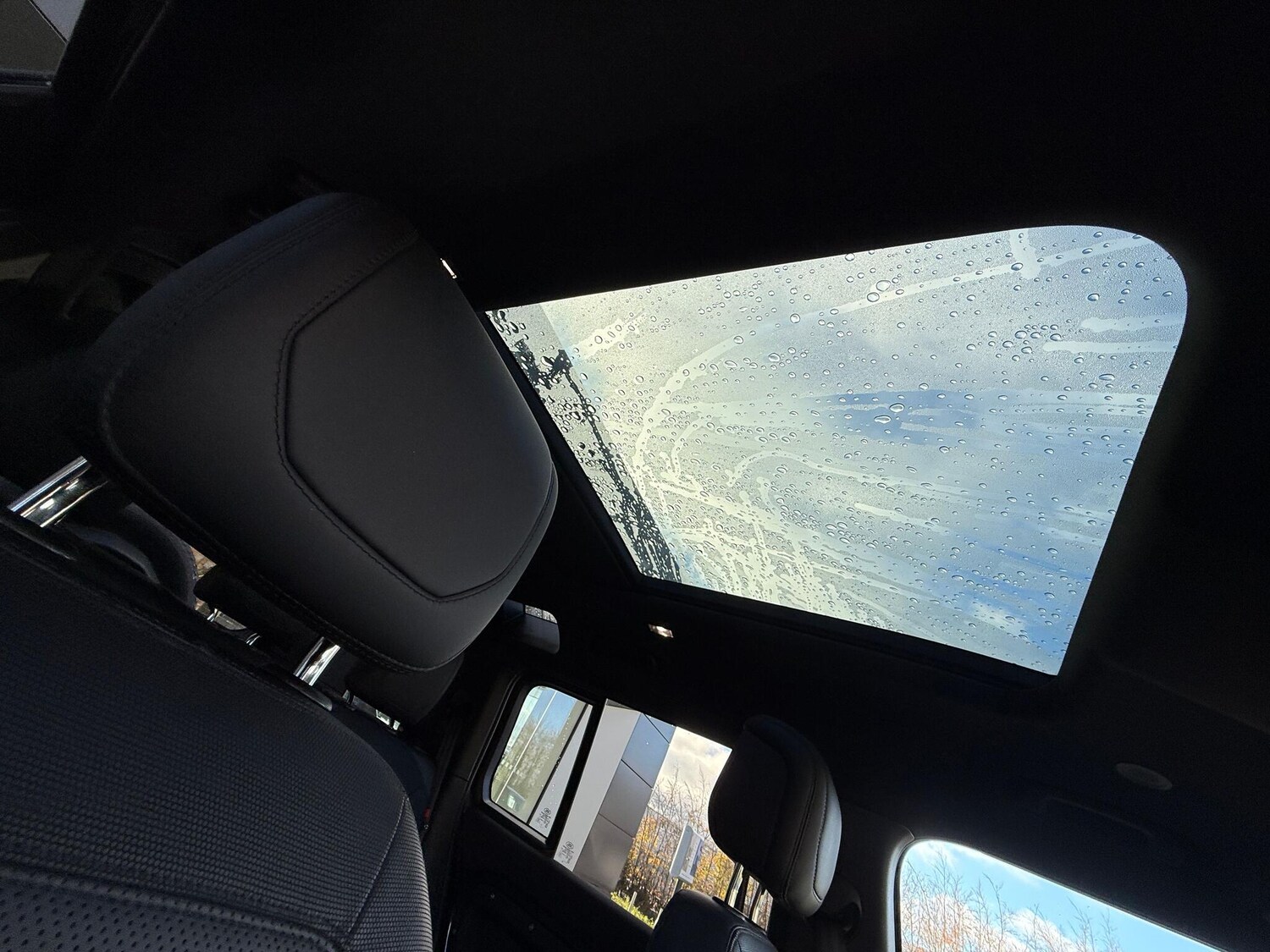 Used Land Rover Defender 110 2023 for sale - 76423404: Photo 40