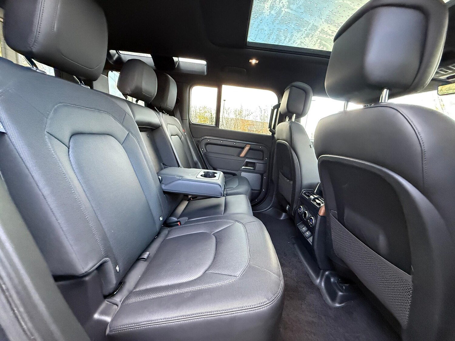 Used Land Rover Defender 110 2023 for sale - 76423404: Photo 44