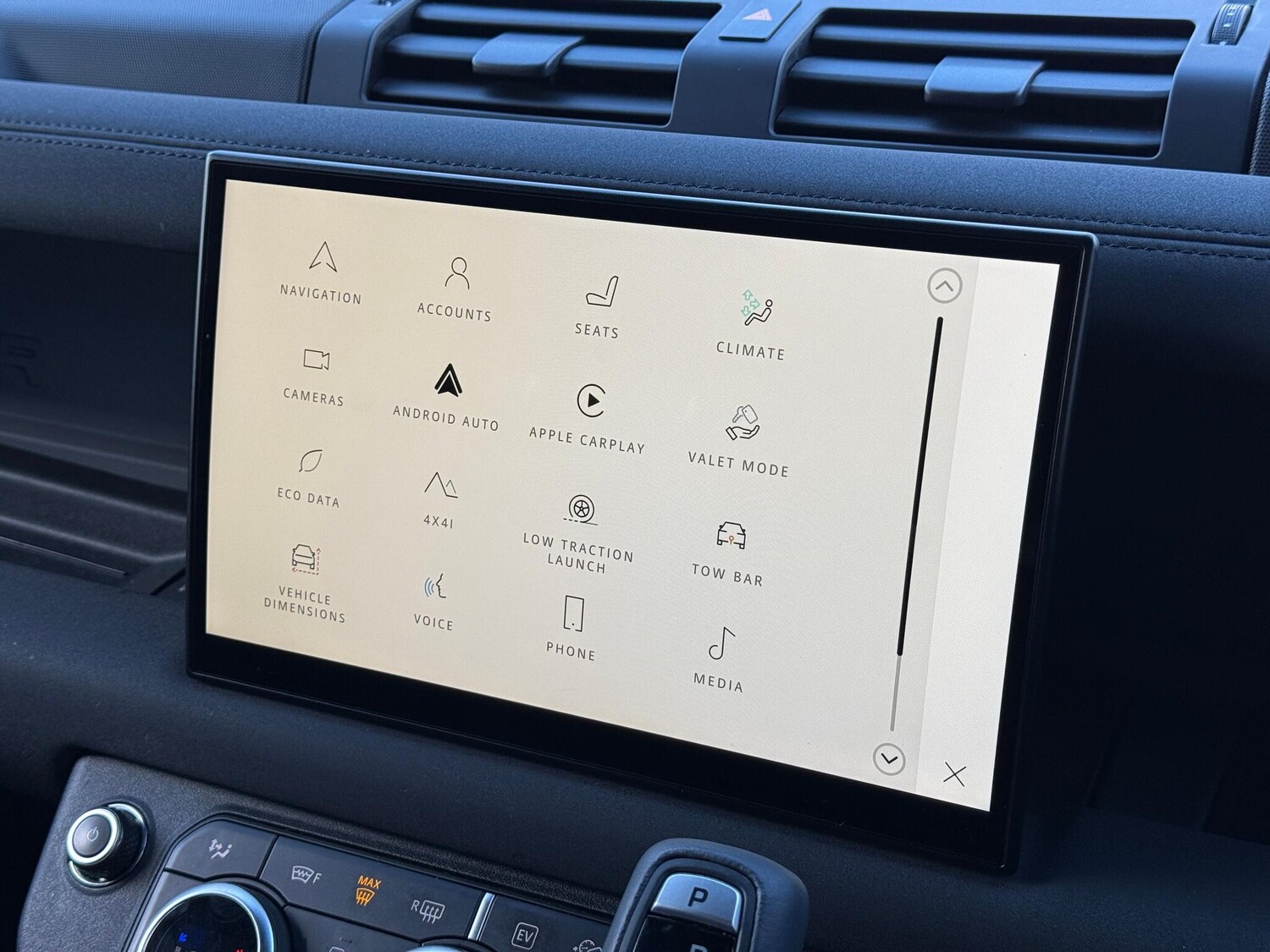 Used Land Rover Defender 110 2023 for sale - 76423404: Photo 49