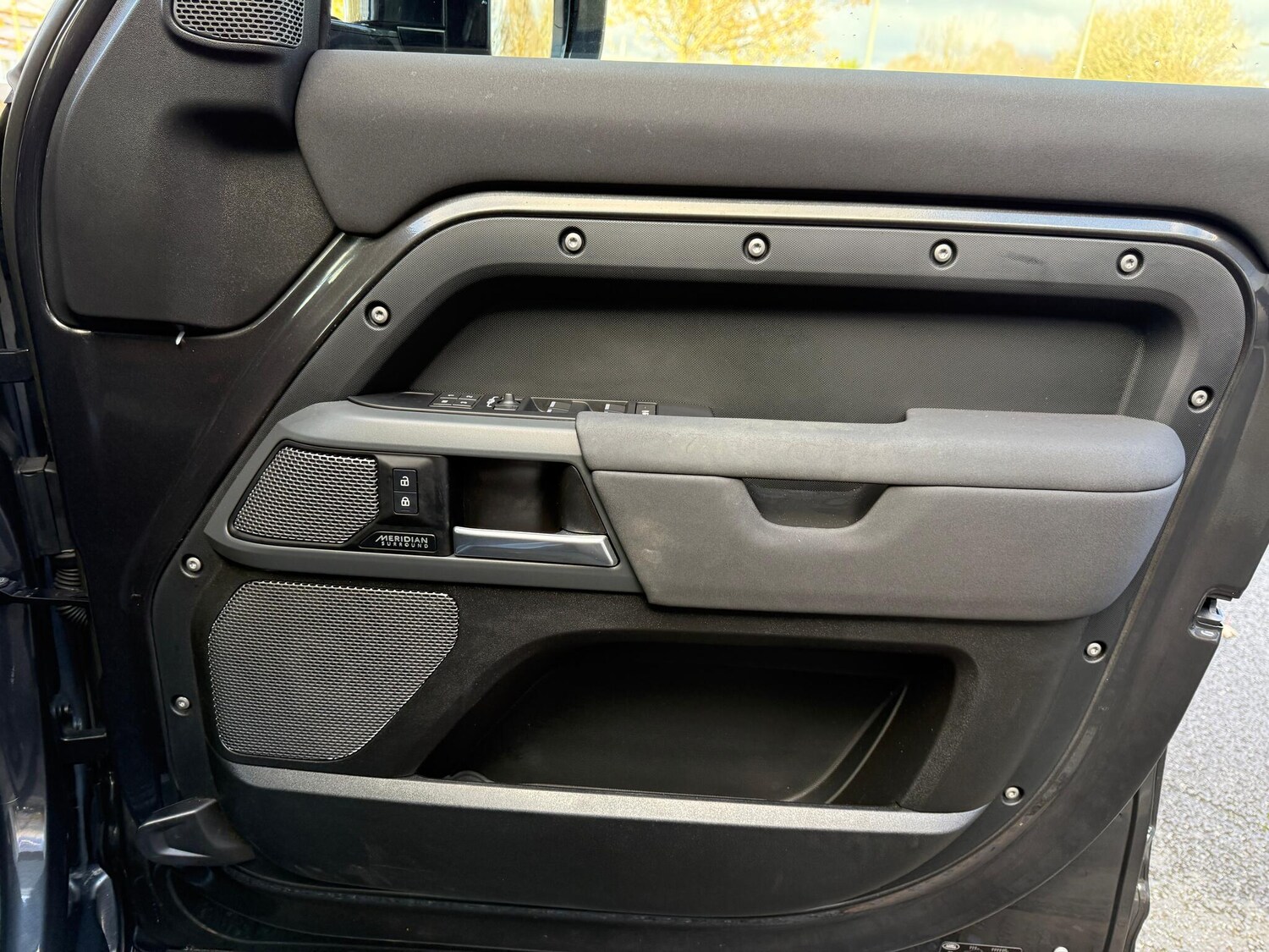 Used Land Rover Defender 110 2023 for sale - 76423404: Photo 53