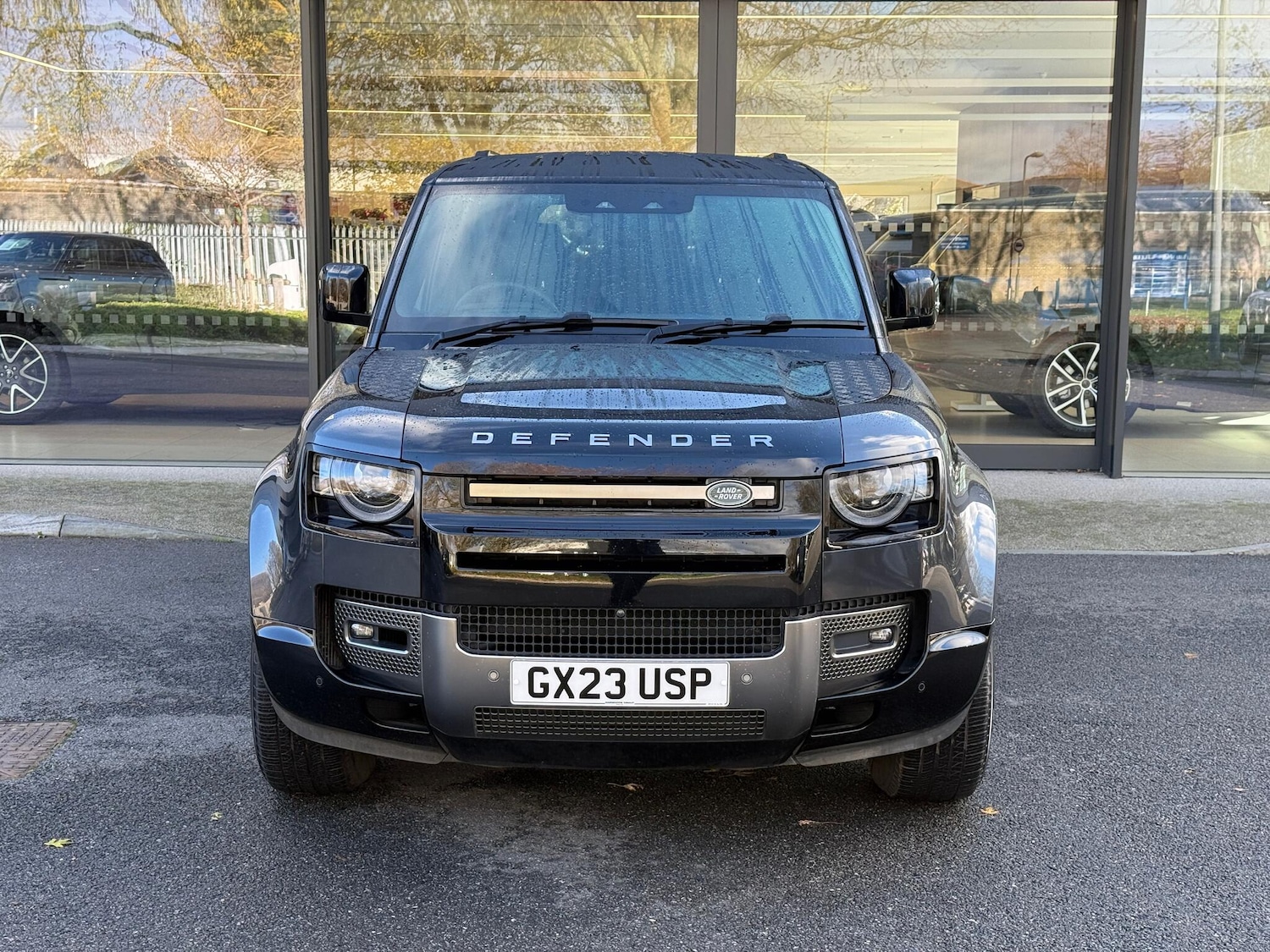 Used Land Rover Defender 110 2023 for sale - 76423404: Photo 8