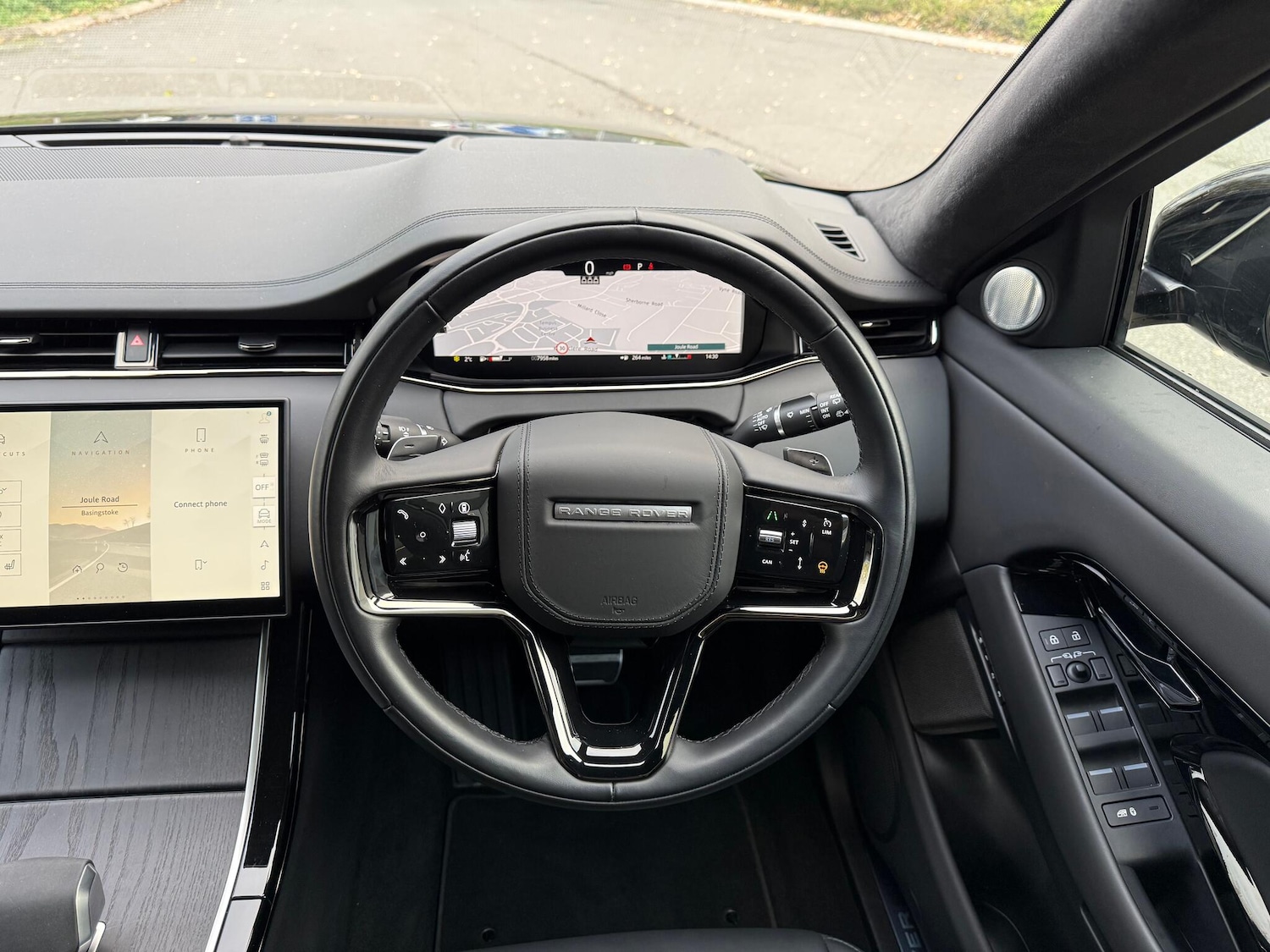 Used Land Rover Range Rover Evoque 2025 for sale - 76226333: Photo 15