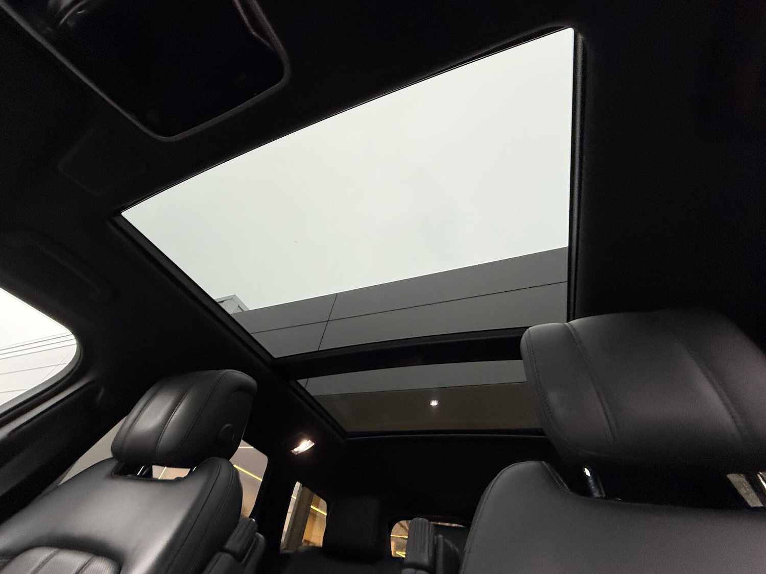 Used Land Rover Range Rover Sport 2022 for sale - 77040604: Photo 5