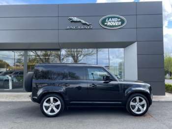 Used Land Rover Defender 2024 for sale - 75140250: Photo