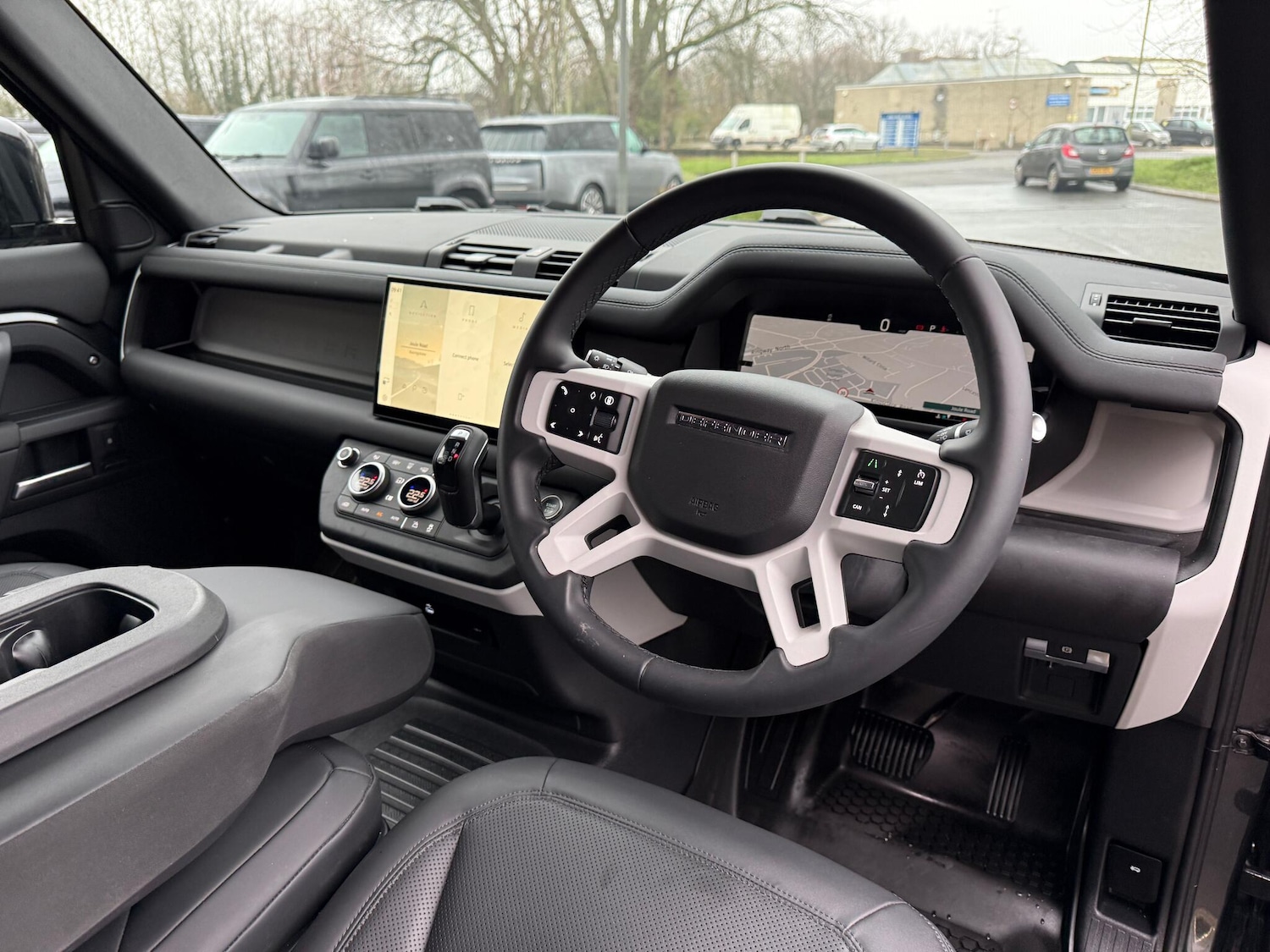 Used Land Rover Defender 2025 for sale - 77202464: Photo 27