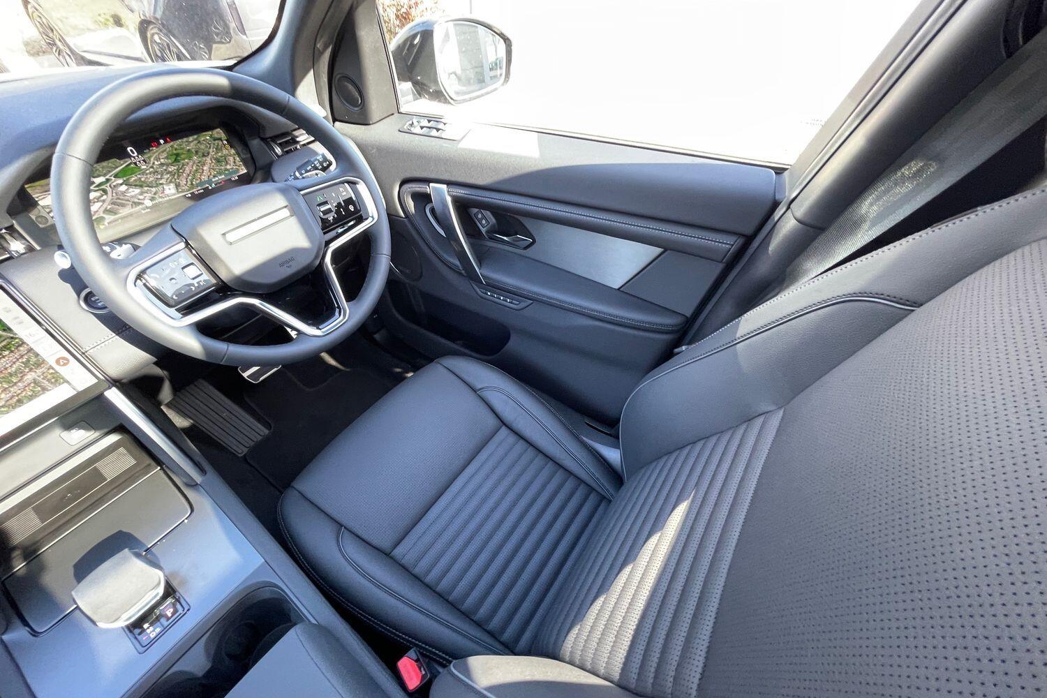 Used Land Rover Discovery Sport 2025 for sale - 76538638: Photo 14