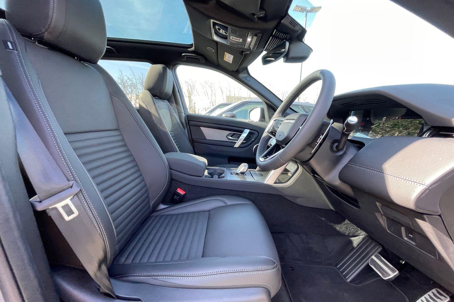 Used Land Rover Discovery Sport 2025 for sale - 76538638: Photo 9