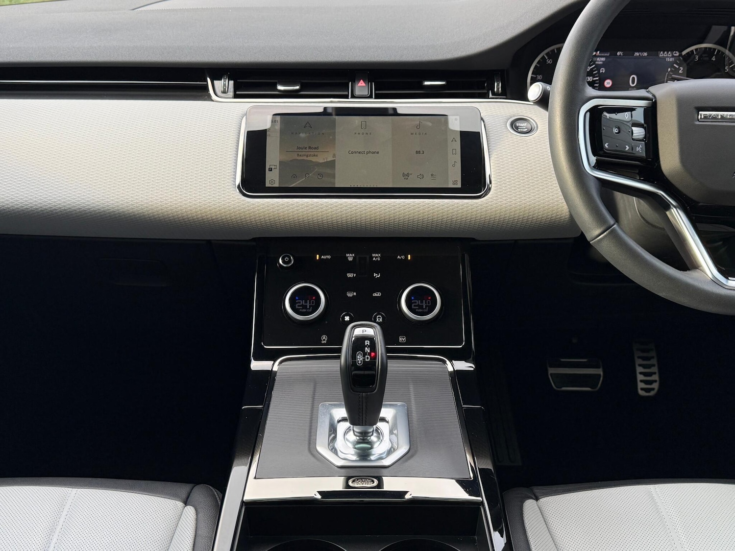 Used Land Rover Range Rover Evoque 2023 for sale - 77377152: Photo 15